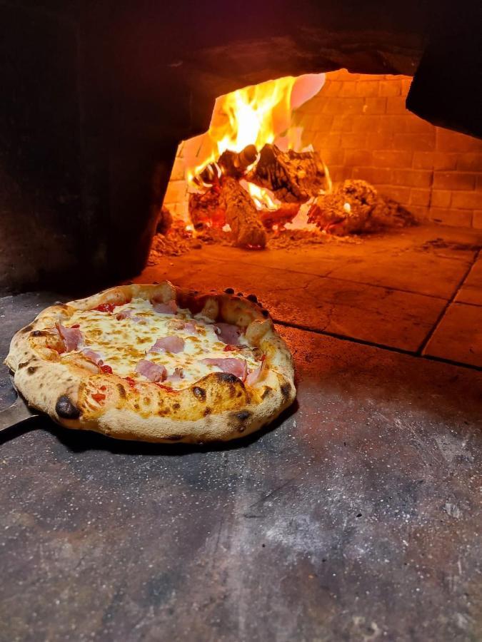 Il Grifo Hotel E Bisteccheria Toscana Montepulciano Stazione Dış mekan fotoğraf