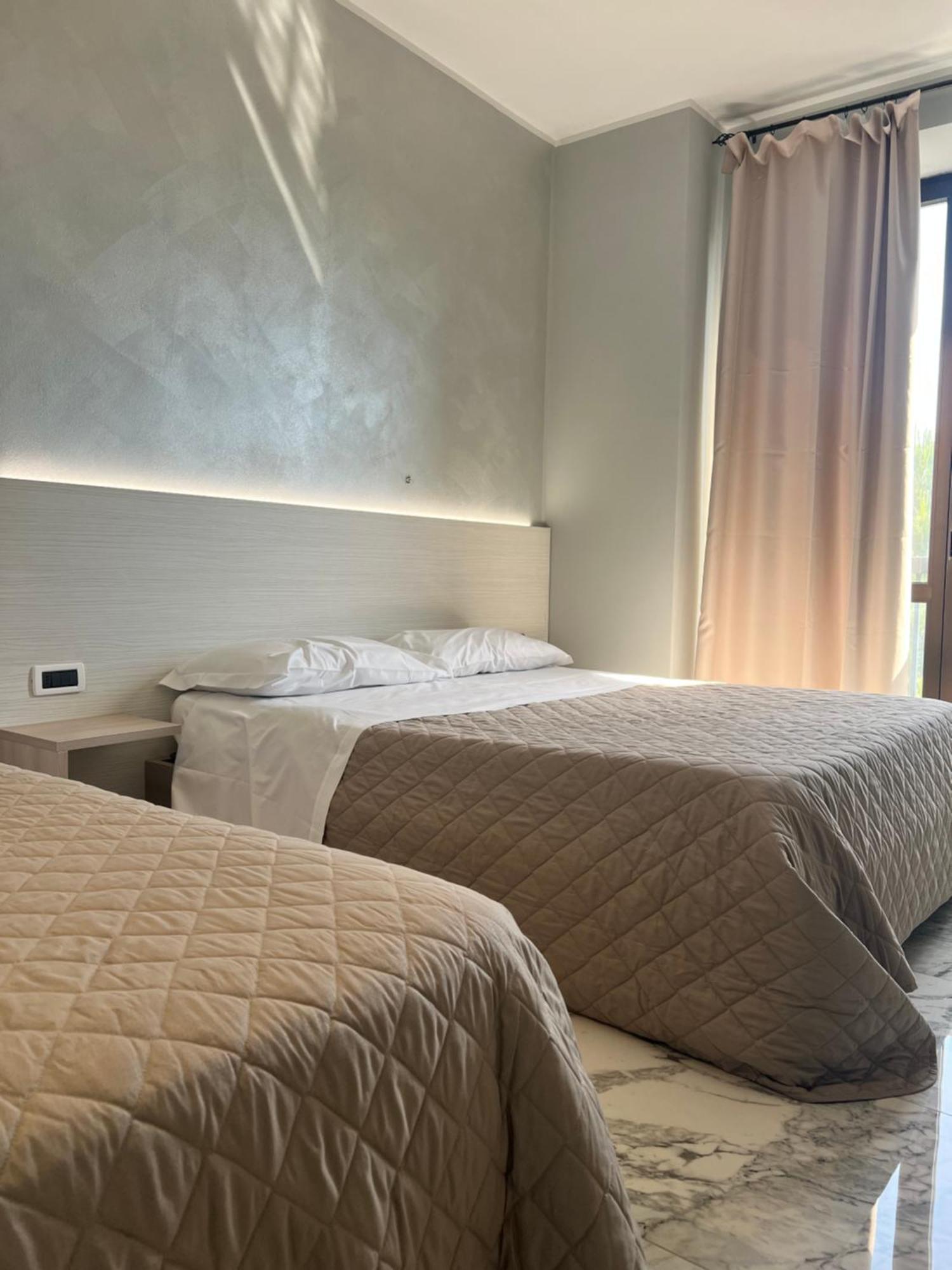Il Grifo Hotel E Bisteccheria Toscana Montepulciano Stazione Dış mekan fotoğraf