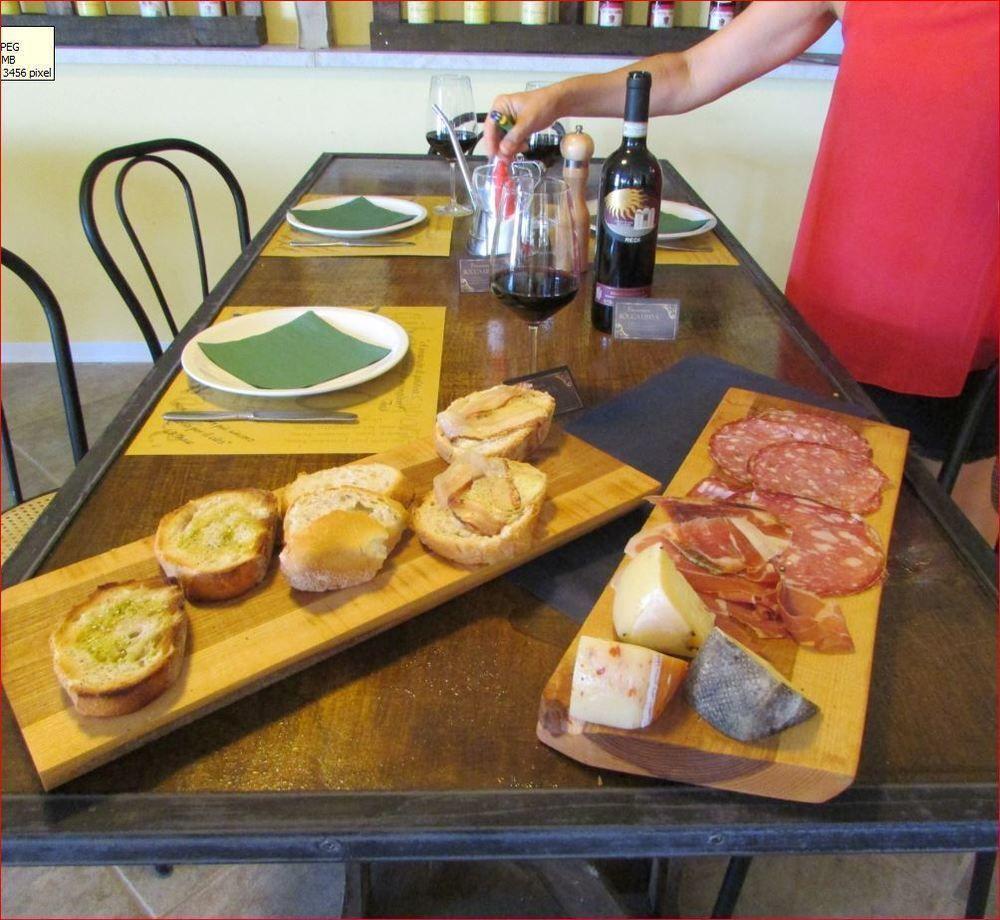 Il Grifo Hotel E Bisteccheria Toscana Montepulciano Stazione Dış mekan fotoğraf
