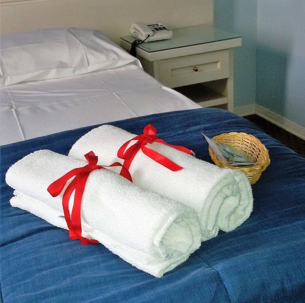 Il Grifo Hotel E Bisteccheria Toscana Montepulciano Stazione Dış mekan fotoğraf