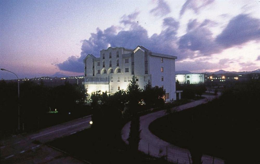 Il Grifo Hotel E Bisteccheria Toscana Montepulciano Stazione Dış mekan fotoğraf