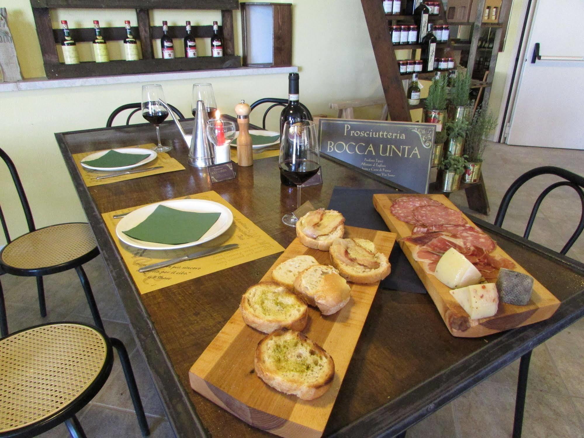 Il Grifo Hotel E Bisteccheria Toscana Montepulciano Stazione Dış mekan fotoğraf